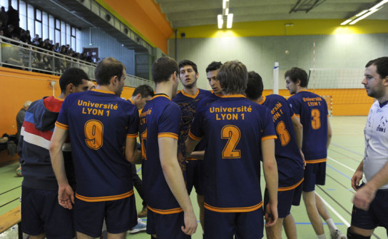 Elite-Universitaire_univ-lyon1_match-fevrier-2014_volley-basket (10)